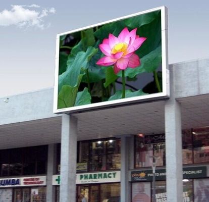 مساحة النقطة 3mm خارجية LED حائط الفيديو P6.67 IP65 شاشة LED