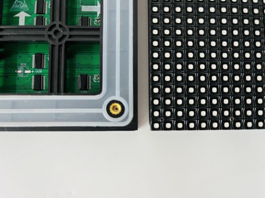 زاوية مشاهدة واسعة ونور عالي SMD1921 شاشة LED الخارجية لأسواق الدول